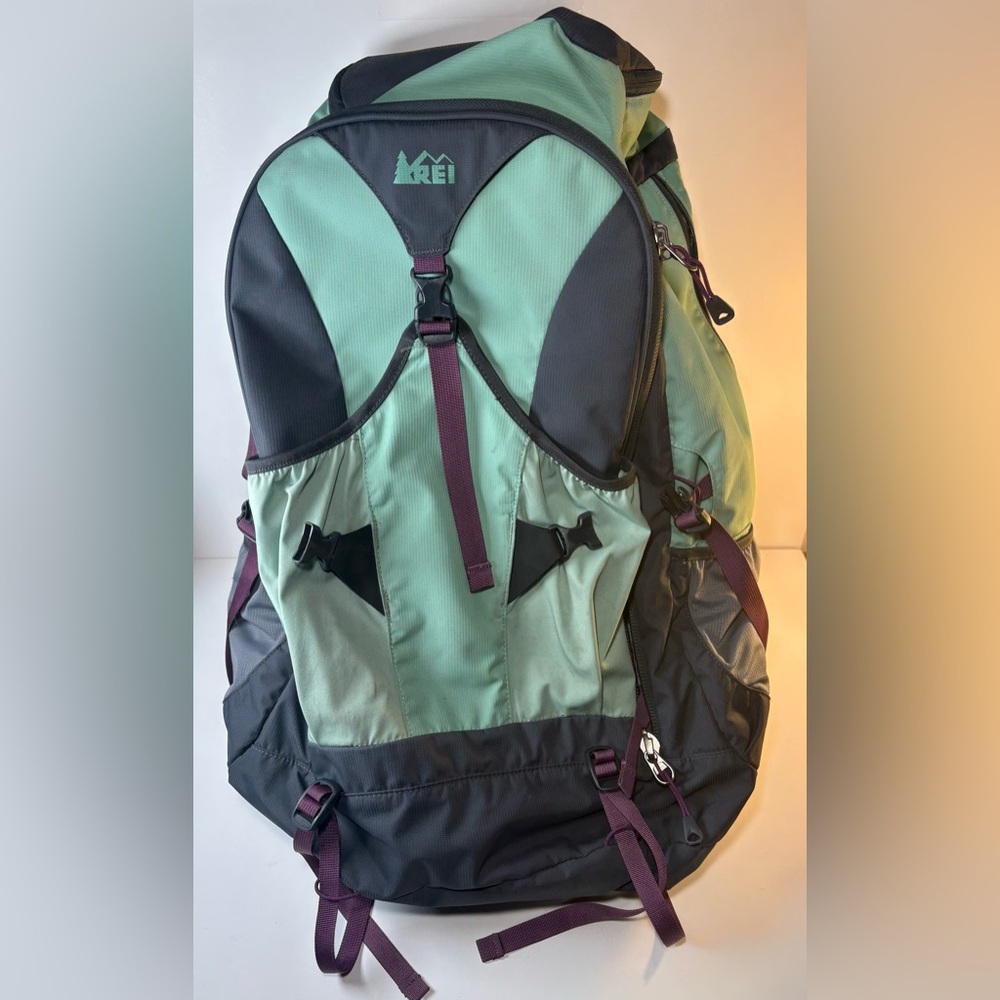 Rei Co-op Grand Tour 80L Travel Pack Womens Backpack Green Gray Bag Water Resist